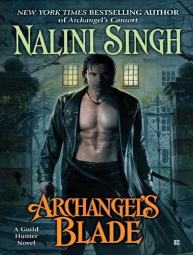Archangel's Blade (Guild Hunter #4) by Nalini Singh